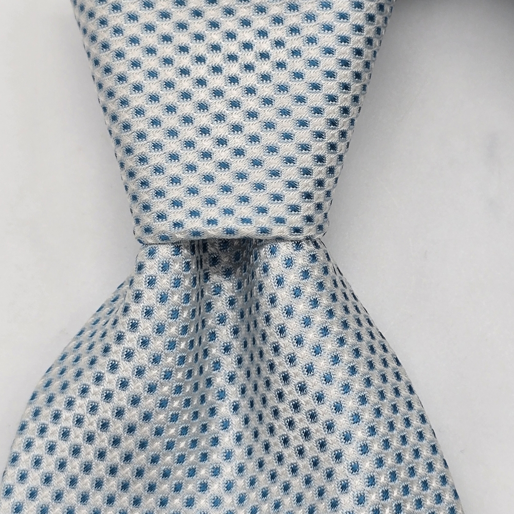 Pierre Cardin Silvery White 100% Silk Tie Blue Dot Design